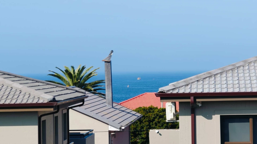 7 Bedroom Property for Sale in Bayview Western Cape